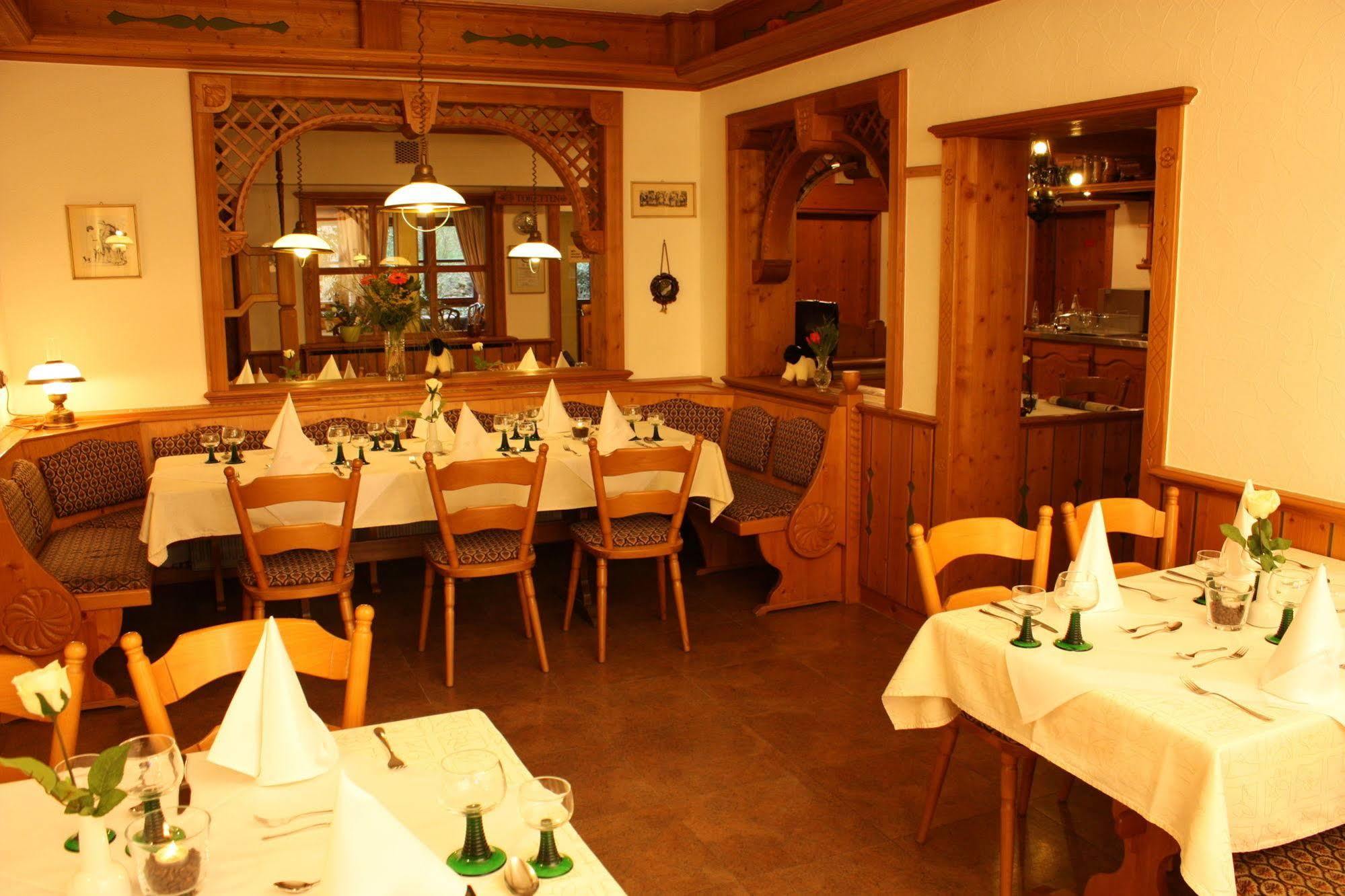 Hotel Gasthof Zum Biber Motten Экстерьер фото