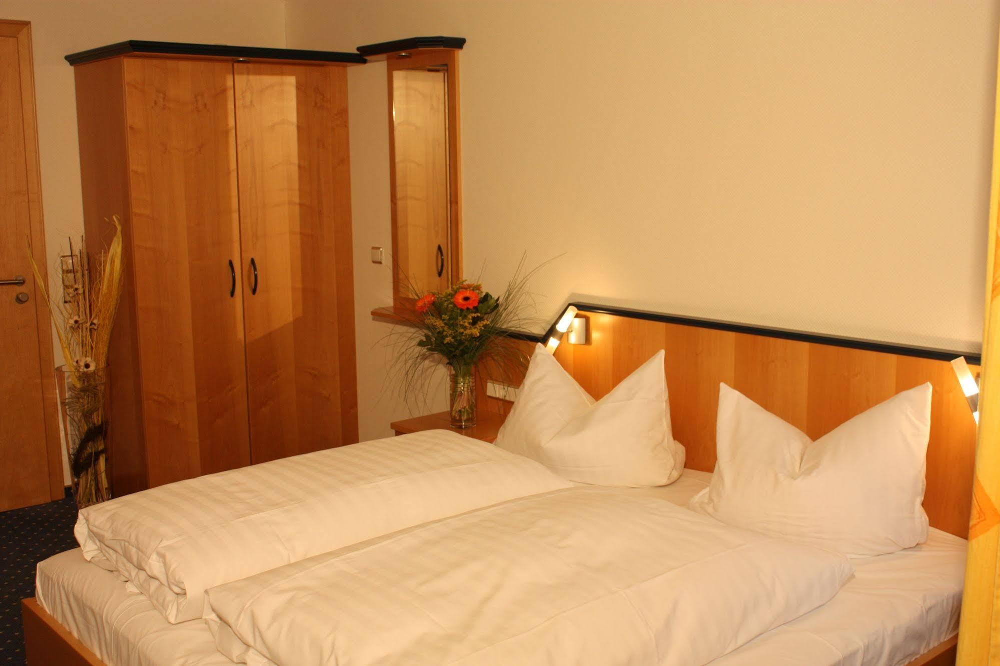 Hotel Gasthof Zum Biber Motten Экстерьер фото