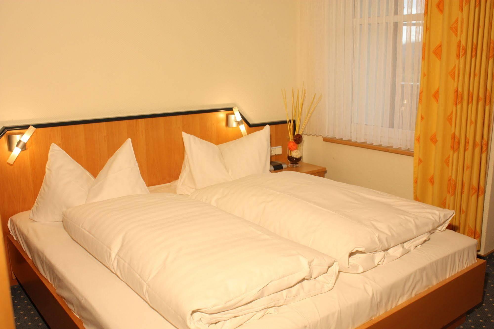 Hotel Gasthof Zum Biber Motten Экстерьер фото