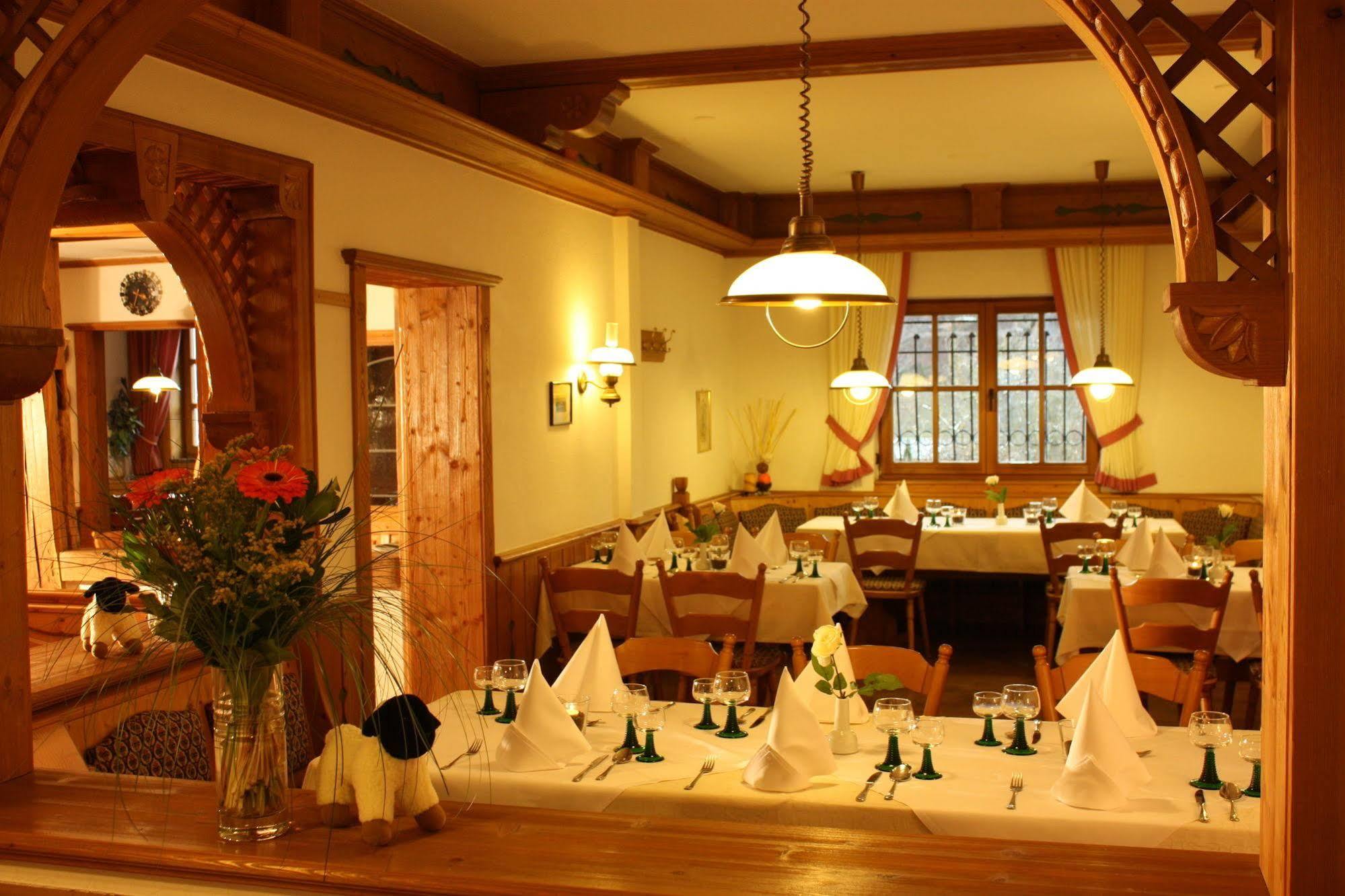 Hotel Gasthof Zum Biber Motten Экстерьер фото